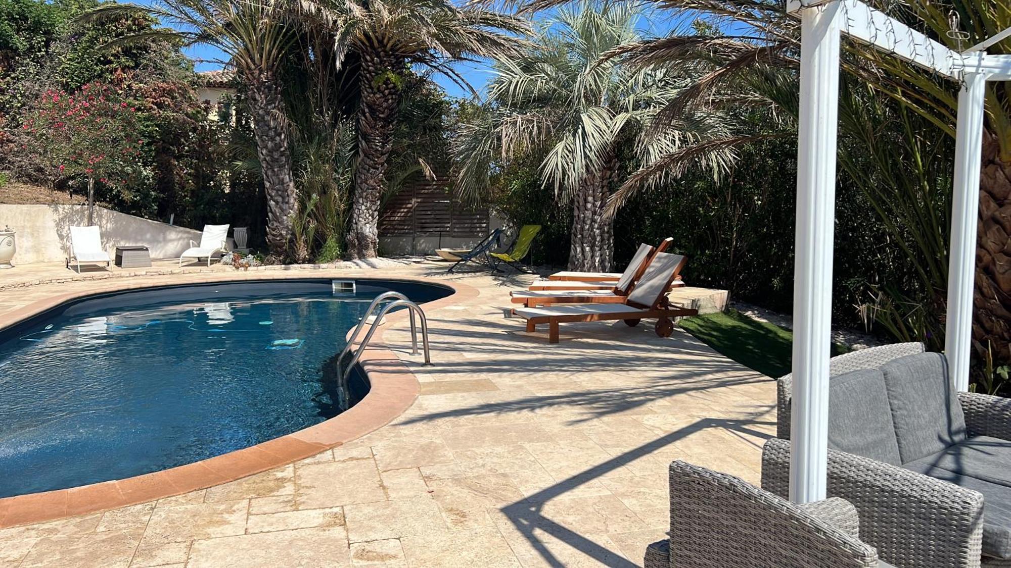 Bed & Breakfast L'oasis-les Issambres *